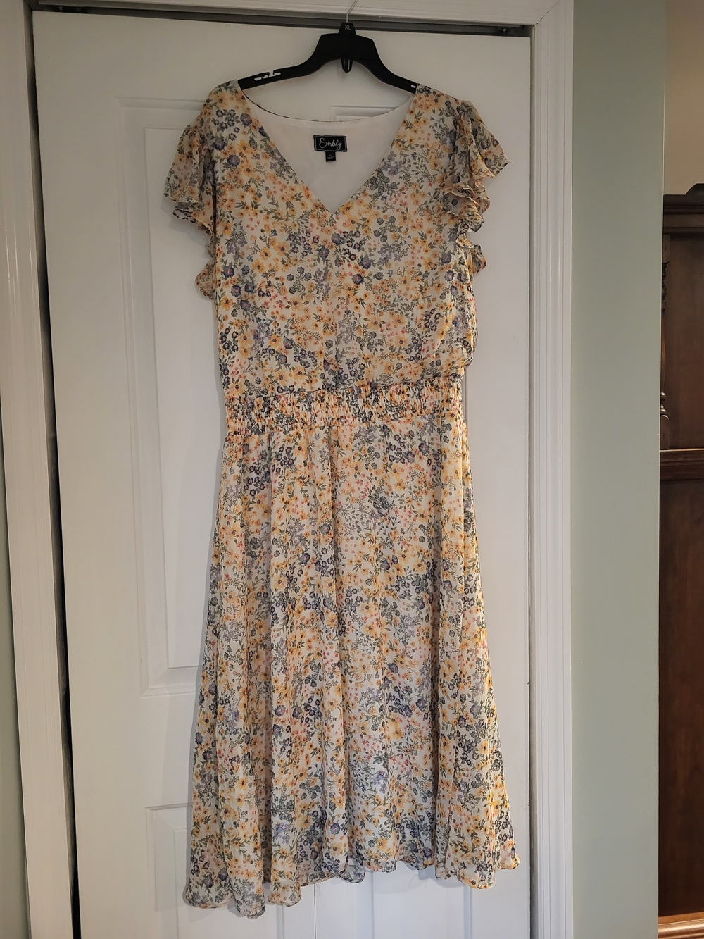 Everlily Floral Midi Dress